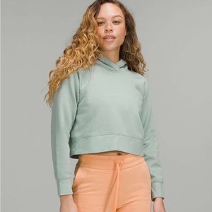 lululemon loungeful cropped hoodie